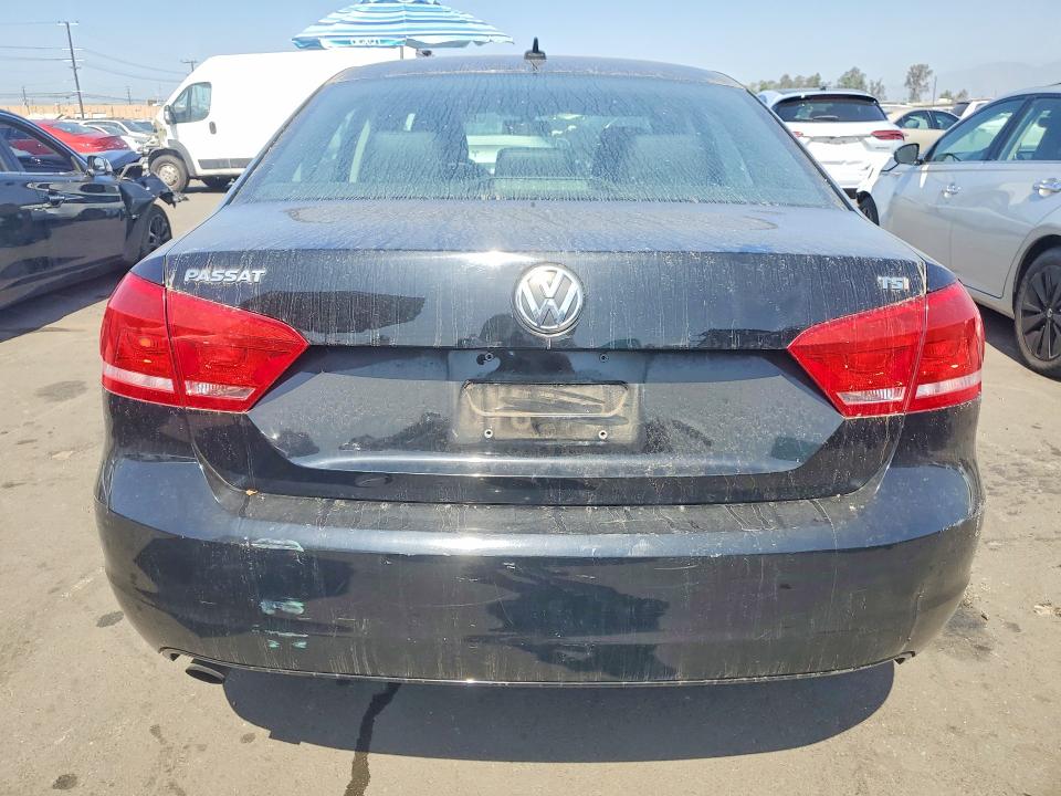 Продажа на аукционе авто 2014 Volkswagen Passat, vin: 1VWAT7A33EC105292, номер лота: 68672326