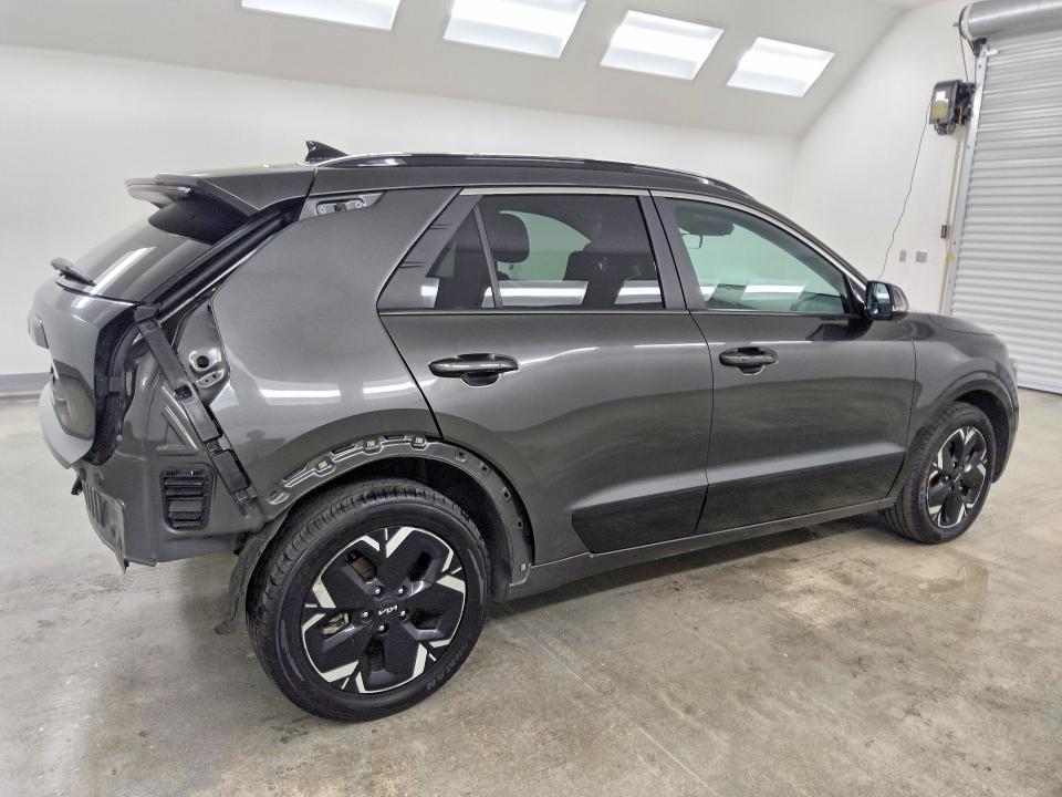 Продаж на аукціоні авто 2024 Kia Niro, vin: KNDCR3L15R5121468, номер лоту: 68800276