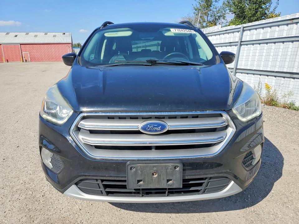 71042546 :رقم المزاد ، 1FMCU9G98HUA30373 vin ، 2017 Ford Escape مزاد بيع
