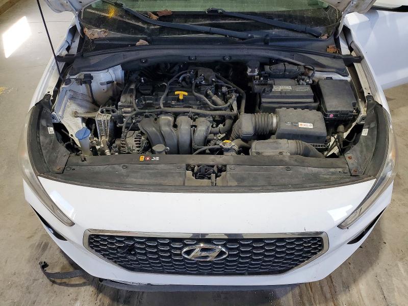 2018 Hyundai Elantra Gt მანქანა იყიდება აუქციონზე, vin: KMHH35LE9JU068530, აუქციონის ნომერი: 70137826