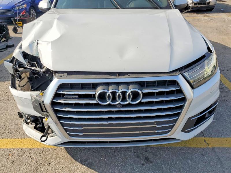 68914686 :رقم المزاد ، WA1LHAF72KD021082 vin ، 2019 Audi Q7 مزاد بيع