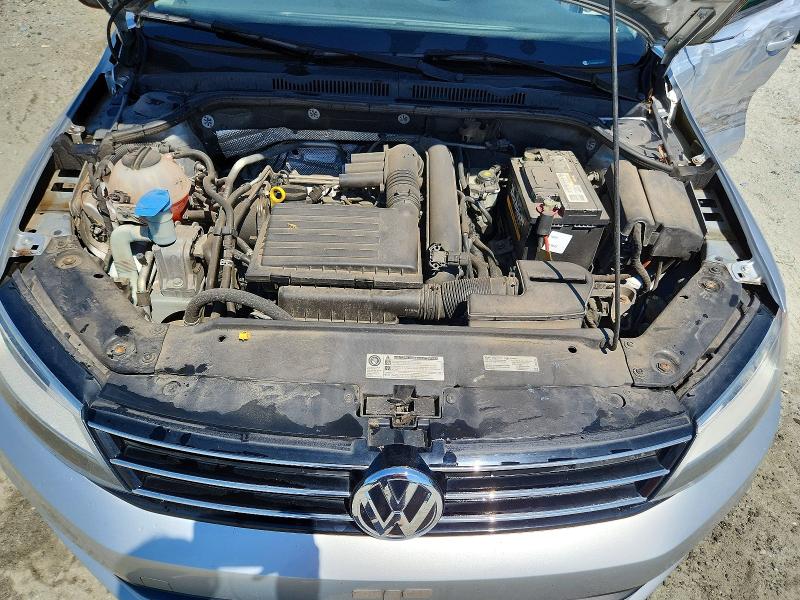 68428016 :رقم المزاد ، 3VW267AJ6GM242920 vin ، 2016 Volkswagen Jetta مزاد بيع