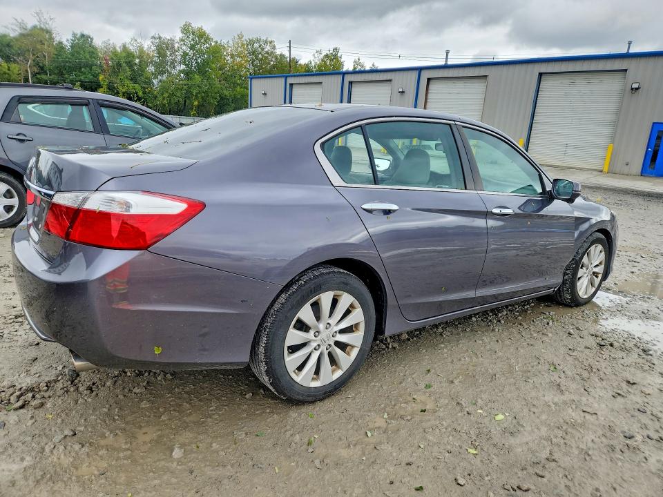 Aukcja sprzedaży 2015 Honda Accord, vin: 1HGCR2F73FA002882, numer aukcji: 70703556