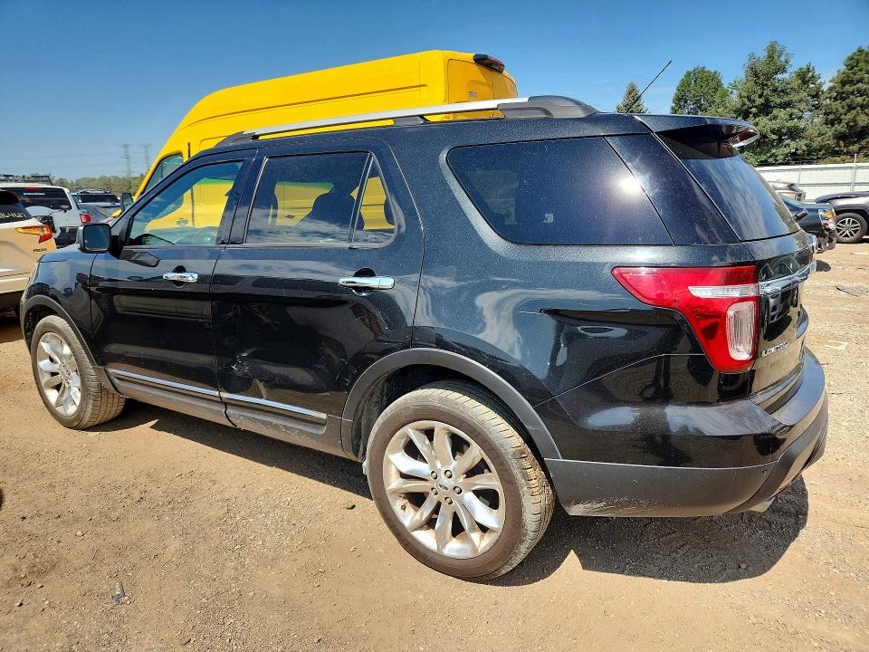 67498676 :رقم المزاد ، 1FM5K8F82FGA01870 vin ، 2015 Ford Explorer مزاد بيع