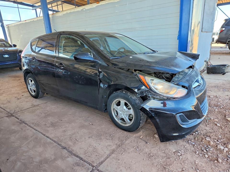 2013 Hyundai Accent მანქანა იყიდება აუქციონზე, vin: KMHCT5AE5DU097895, აუქციონის ნომერი: 69960846