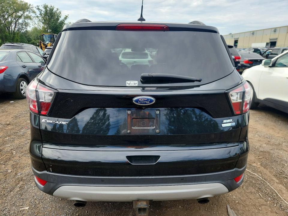 Продаж на аукціоні авто 2018 Ford Escape, vin: 1FMCU9HDXJUC64720, номер лоту: 69244916