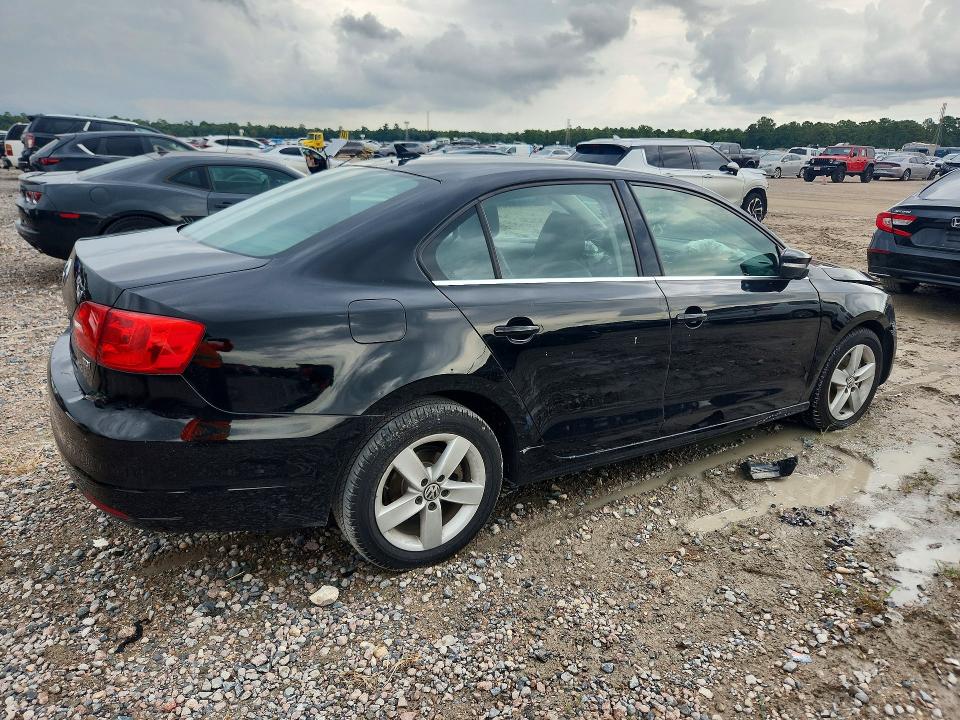 Продажа на аукционе авто 2013 Volkswagen Jetta, vin: 3VWLL7AJ3DM374266, номер лота: 67464696