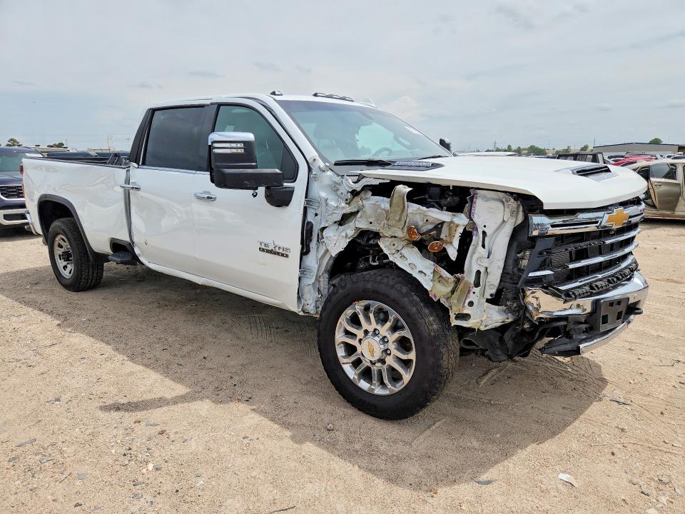 67616636 :رقم المزاد ، 1GC4KPEY1SF226552 vin ، 2025 Chevrolet Silverado مزاد بيع