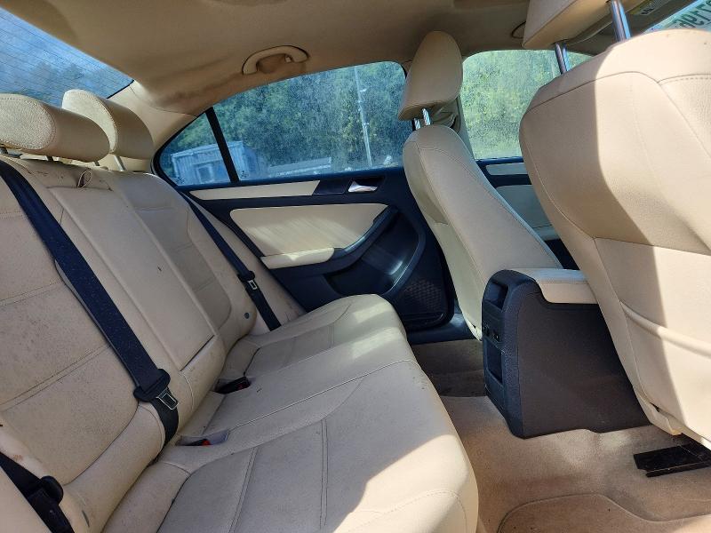 67597196 :رقم المزاد ، 3VWDP7AJ3CM396923 vin ، 2012 Volkswagen Jetta مزاد بيع