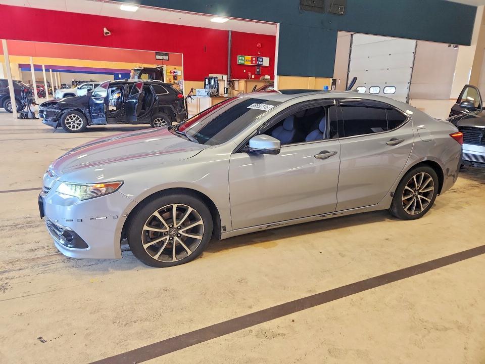 68852116 :رقم المزاد ، 19UUB2F56FA025693 vin ، 2015 Acura Tlx مزاد بيع