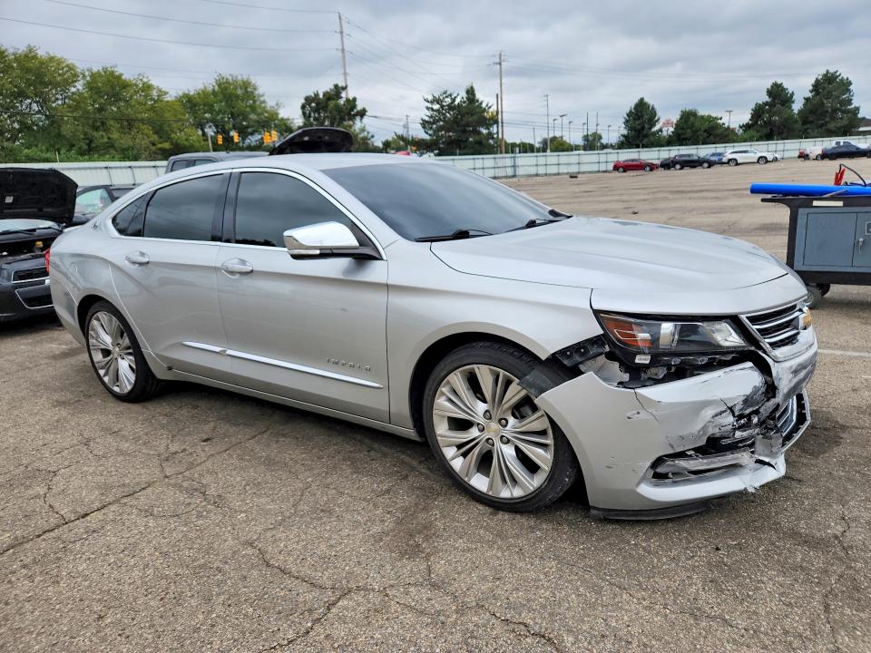 69557756 :رقم المزاد ، 2G1105S39K9102813 vin ، 2019 Chevrolet Impala مزاد بيع