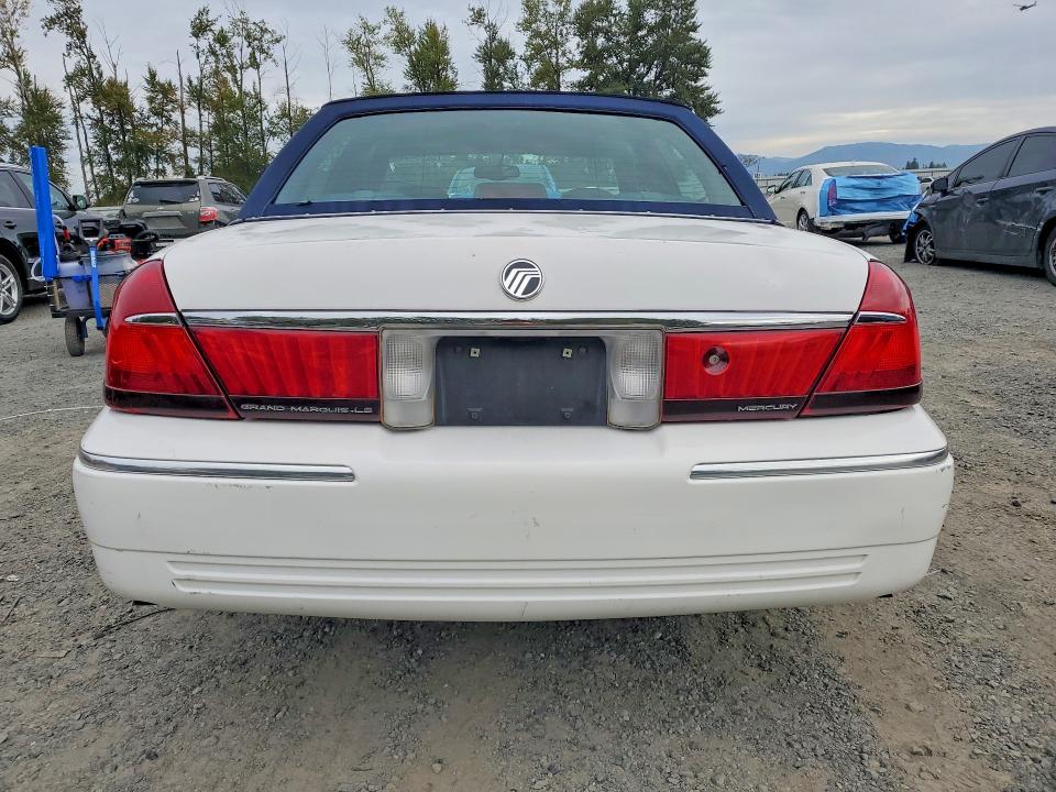 2001 Mercury Grand Marquis მანქანა იყიდება აუქციონზე, vin: 2MEFM75W01X614228, აუქციონის ნომერი: 70299456