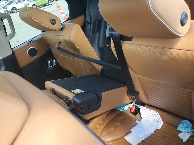 67875526 :رقم المزاد ، SALRTBBV6HA022621 vin ، 2017 Land Rover Discovery مزاد بيع