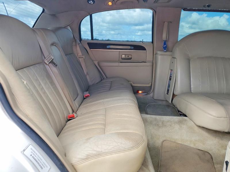 Aukcja sprzedaży 2008 Lincoln Town Car, vin: 2L1FM88W08X658708, numer aukcji: 70557396