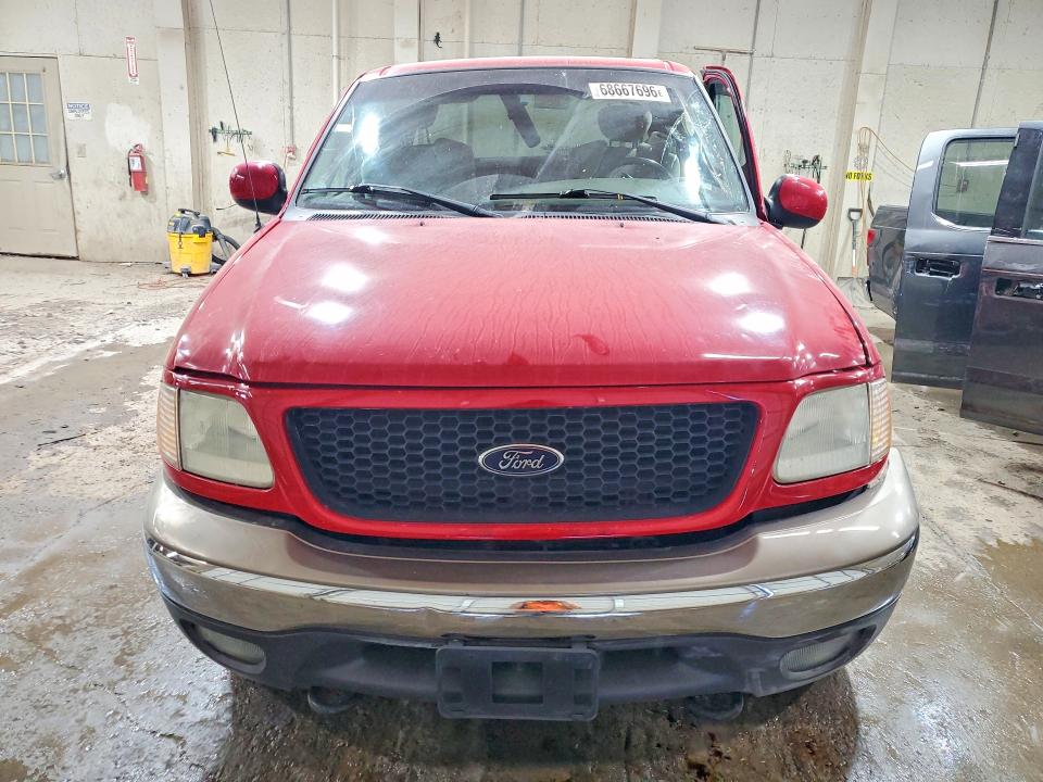 68667696 :رقم المزاد ، 1FTRX18L22NB58384 vin ، 2002 Ford F150 مزاد بيع