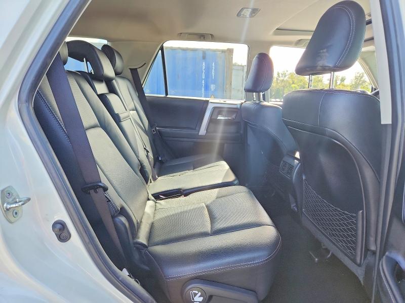 68330326 :رقم المزاد ، JTEKU5JR4P6112391 vin ، 2023 Toyota 4runner مزاد بيع