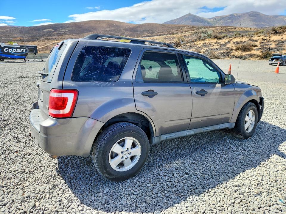 2012 Ford Escape მანქანა იყიდება აუქციონზე, vin: 1FMCU9DG4CKB92105, აუქციონის ნომერი: 67838676