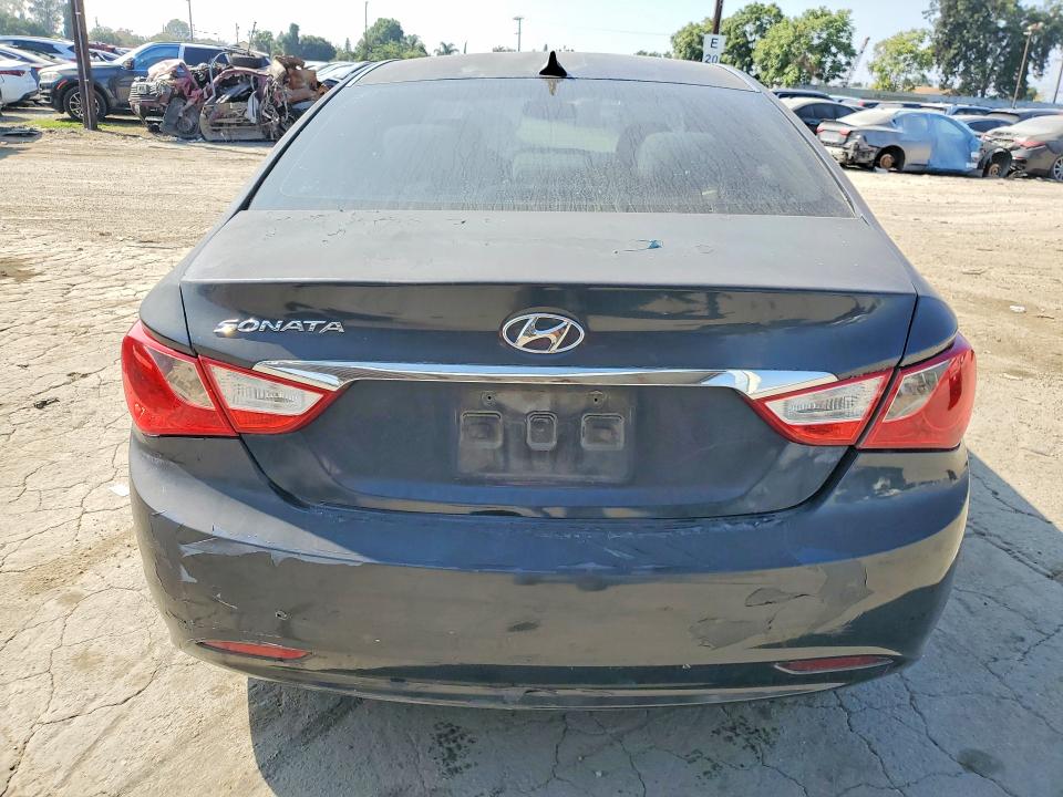 70500926 :رقم المزاد ، 5NPEB4AC7DH555696 vin ، 2013 Hyundai Sonata Gls Automatic مزاد بيع