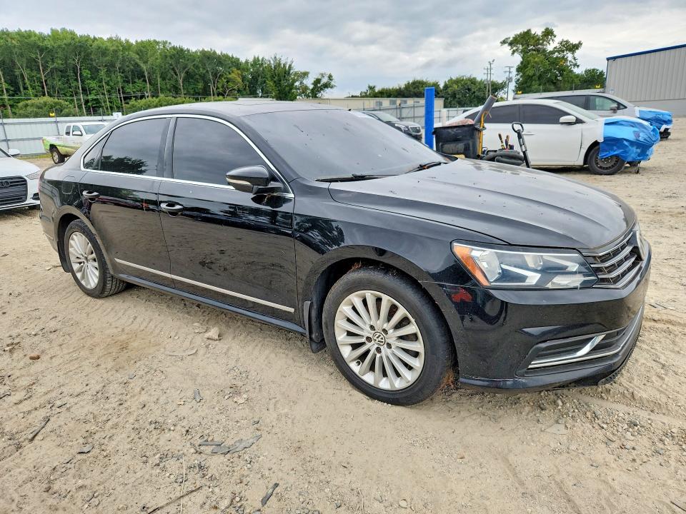 Продаж на аукціоні авто 2016 Volkswagen Passat, vin: 1VWBT7A37GC036517, номер лоту: 69784436