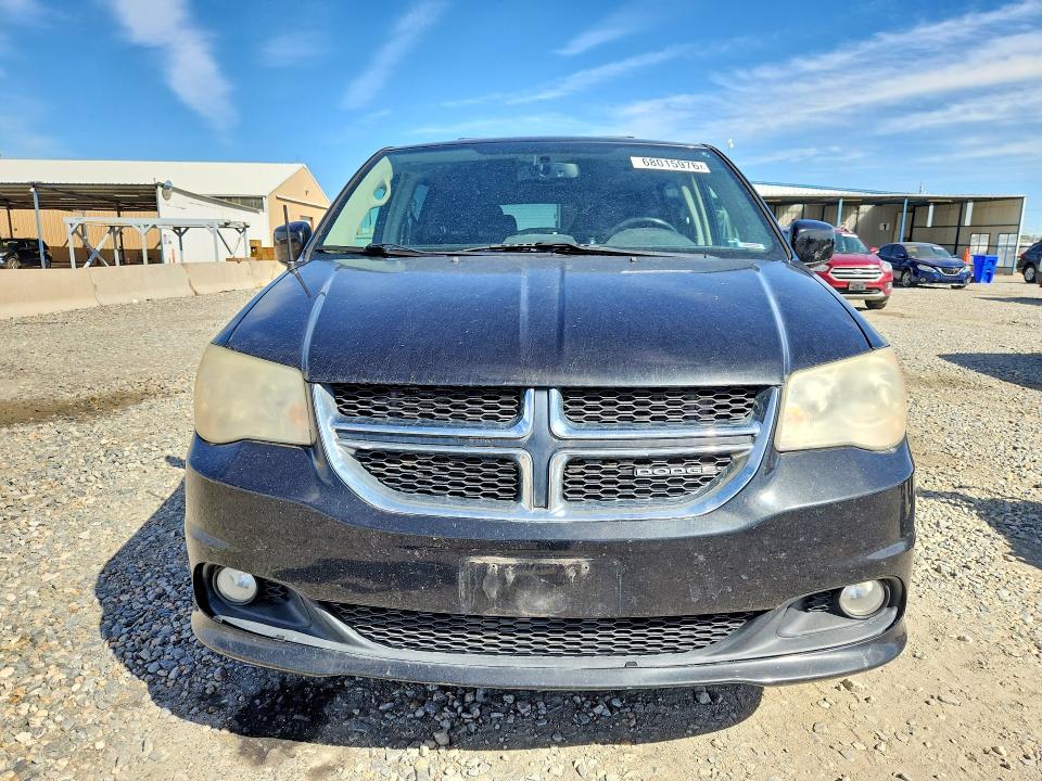 68015976 :رقم المزاد ، 2D4RN5DG1BR626259 vin ، 2011 Dodge Grand Caravan مزاد بيع
