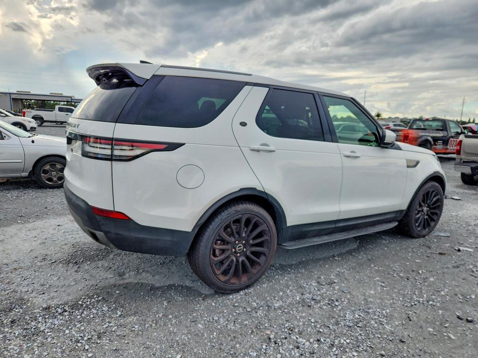 2020 Land Rover Discovery მანქანა იყიდება აუქციონზე, vin: SALRG2RV8L2428476, აუქციონის ნომერი: 69646696