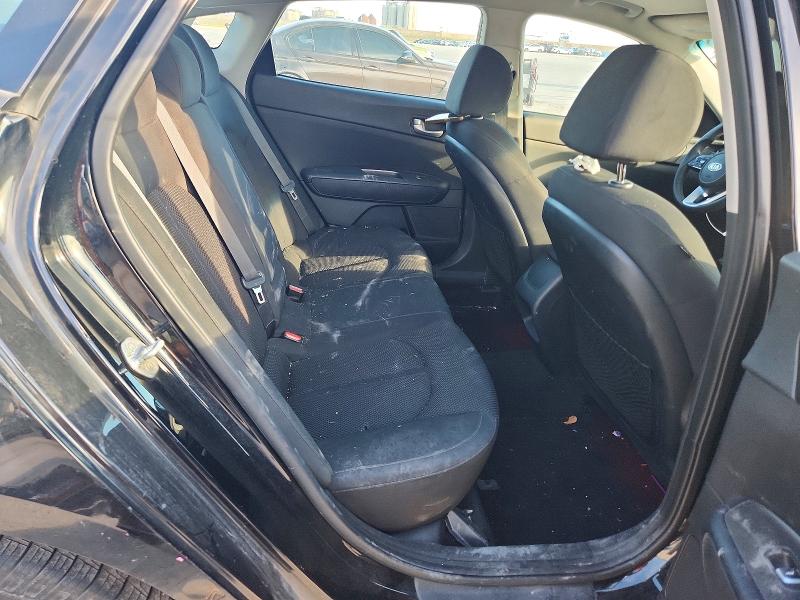 2020 Kia Optima მანქანა იყიდება აუქციონზე, vin: 5XXGT4L31LG426477, აუქციონის ნომერი: 70274536
