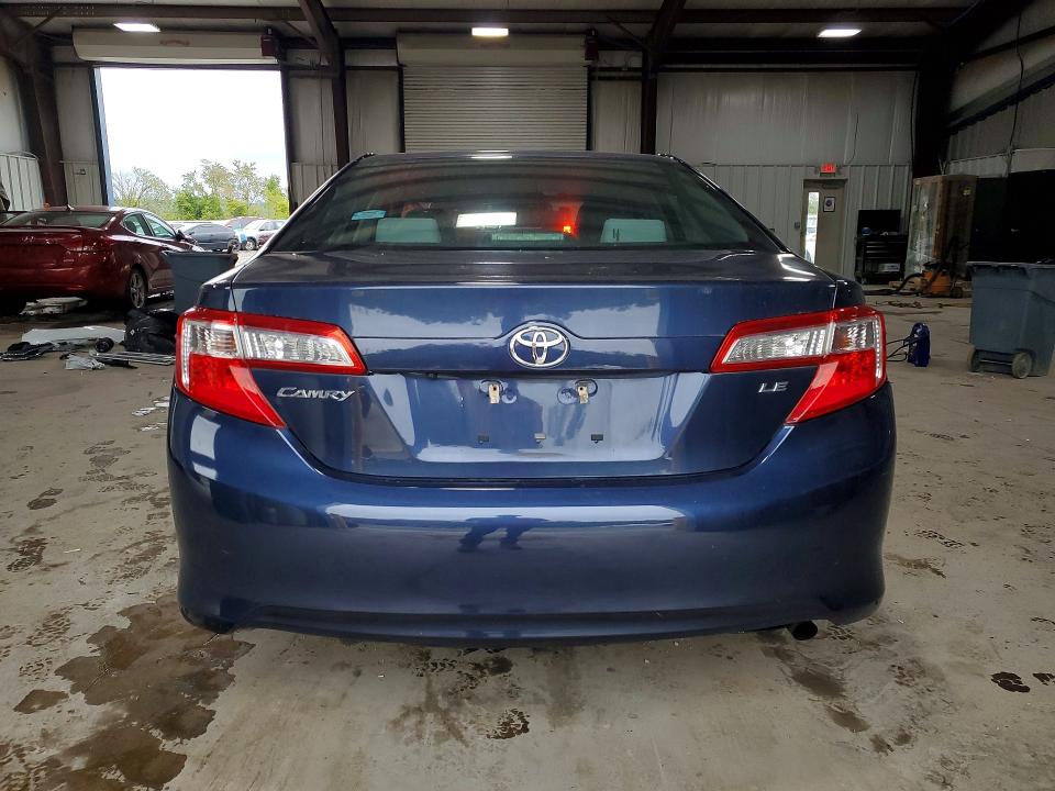 70541486 :رقم المزاد ، 4T1BF1FK9EU830543 vin ، 2014 Toyota Camry مزاد بيع
