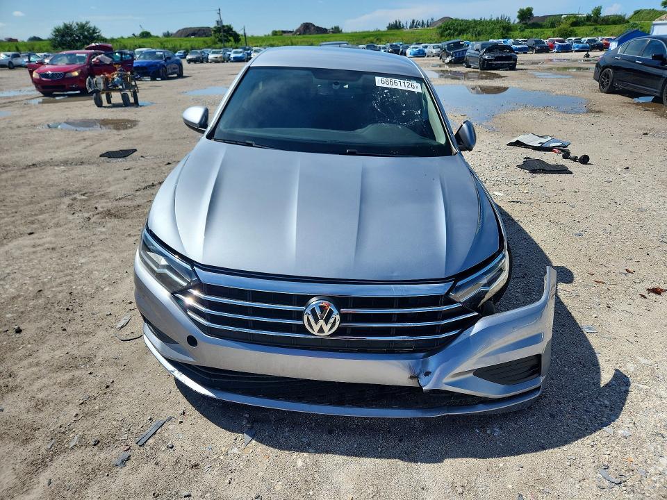 Продажа на аукционе авто 2020 Volkswagen Jetta, vin: 3VWCB7BU5LM025815, номер лота: 68661126
