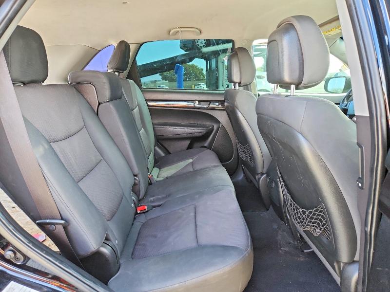 68036706 :رقم المزاد ، 5XYKT4A26BG166768 vin ، 2011 Kia Sorento مزاد بيع