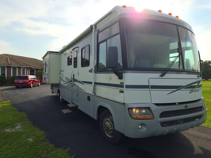 Aukcja sprzedaży 2002 Winnebago Itasca Suncruiser Ifg35u, vin: 5NB4MP67G12335517, numer aukcji: 68260056