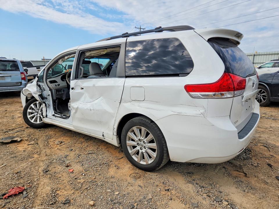 2013 Toyota Sienna მანქანა იყიდება აუქციონზე, vin: 5TDDK3DCXDS056337, აუქციონის ნომერი: 68272076