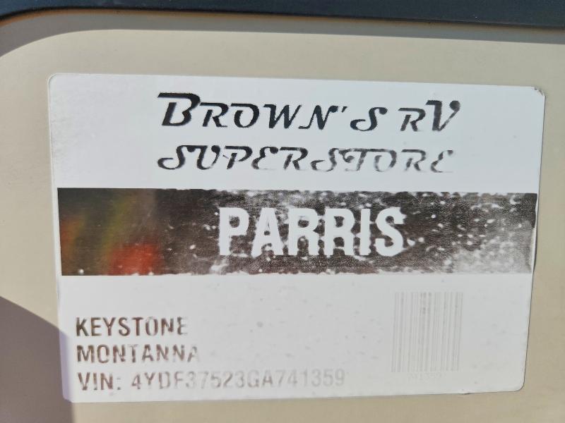 67089526 :رقم المزاد ، 4YDF37523GA741359 vin ، 2016 Keystone Montana مزاد بيع