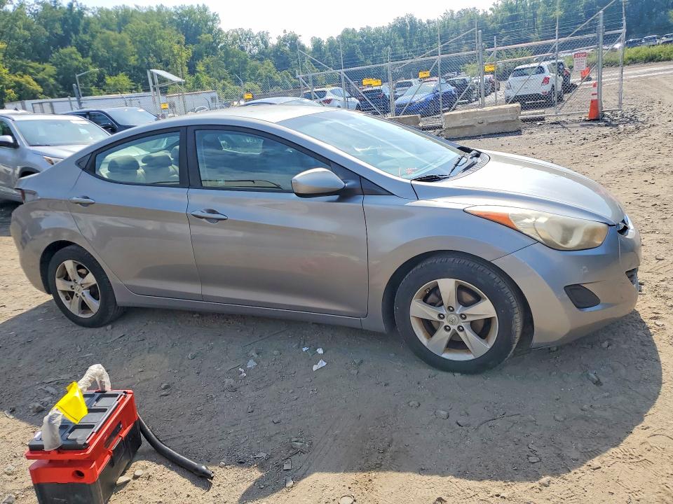 67084466 :رقم المزاد ، KMHDH4AE8BU094809 vin ، 2011 Hyundai Elantra مزاد بيع