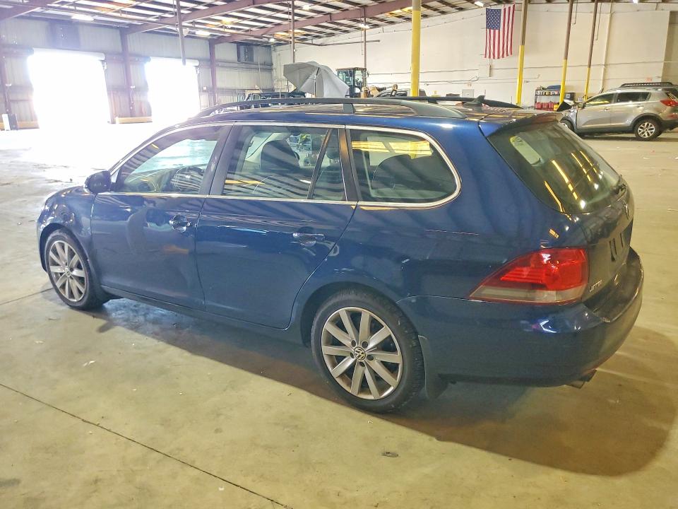 68421236 :رقم المزاد ، 3VWPX7AJ2CM623550 vin ، 2012 Volkswagen Jetta مزاد بيع