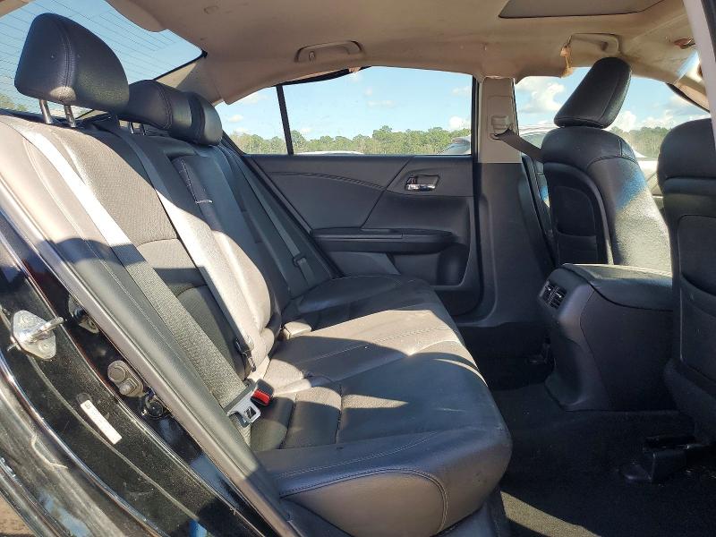Auction sale of the 2013 Honda Accord, vin: 1HGCR2F86DA086007, lot number: 67320906