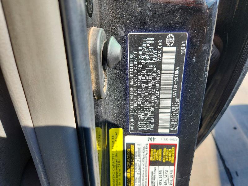 69490406 :رقم المزاد ، 4T4BF3EKXBR180958 vin ، 2011 Toyota Camry مزاد بيع