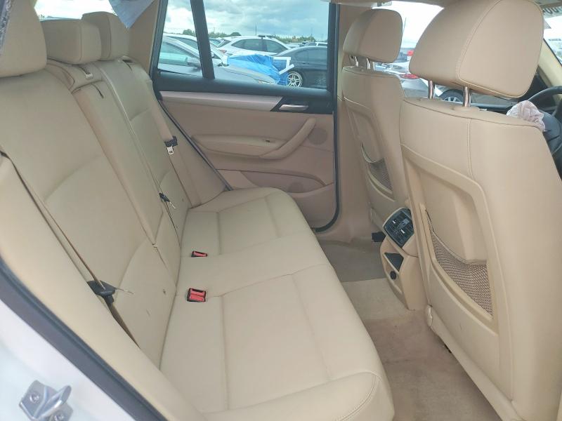 70330646 :رقم المزاد ، 5UXWX9C59E0D11971 vin ، 2014 Bmw X3 مزاد بيع
