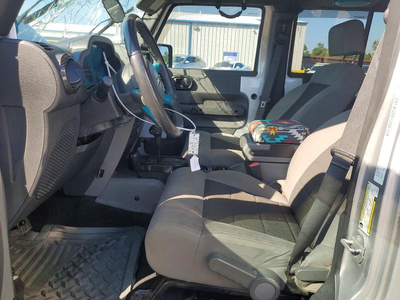 70219466 :رقم المزاد ، 1J4BA5H10AL123470 vin ، 2010 Jeep Wrangler Unlimited مزاد بيع