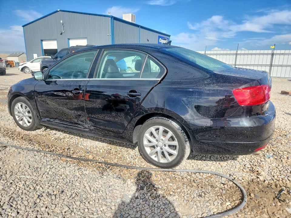 68814406 :رقم المزاد ، 3VWD17AJ3EM429844 vin ، 2014 Volkswagen Jetta مزاد بيع