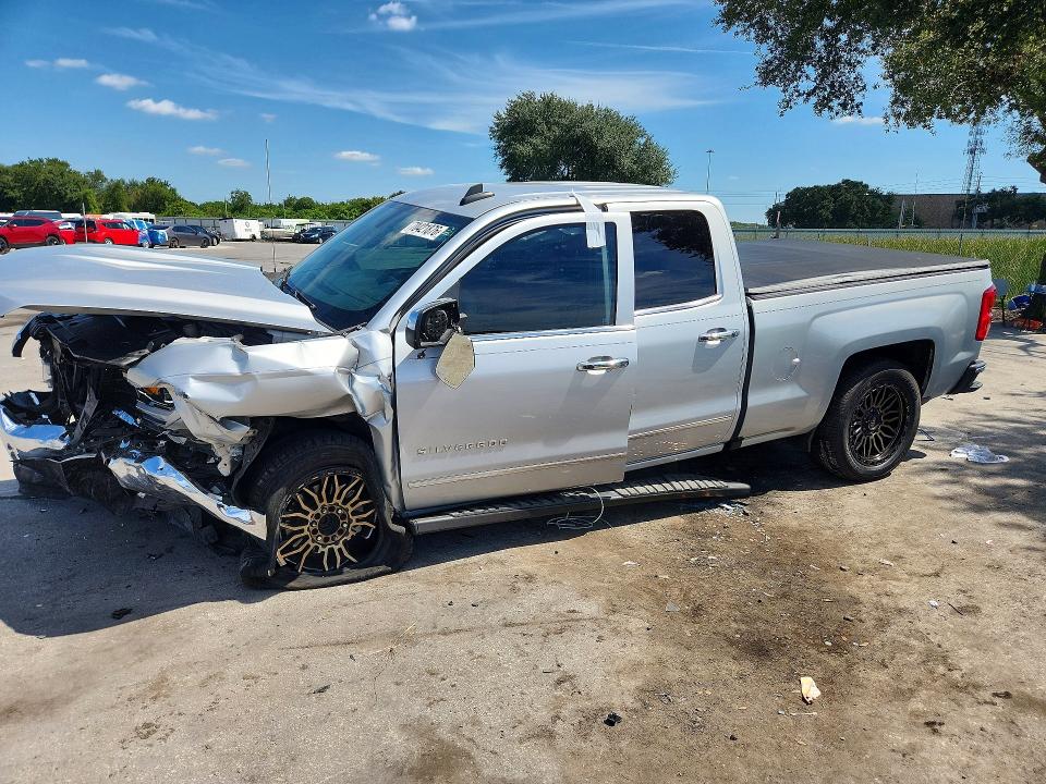 70421876 :رقم المزاد ، 1GCRCSEC5JZ337421 vin ، 2018 Chevrolet Silverado مزاد بيع