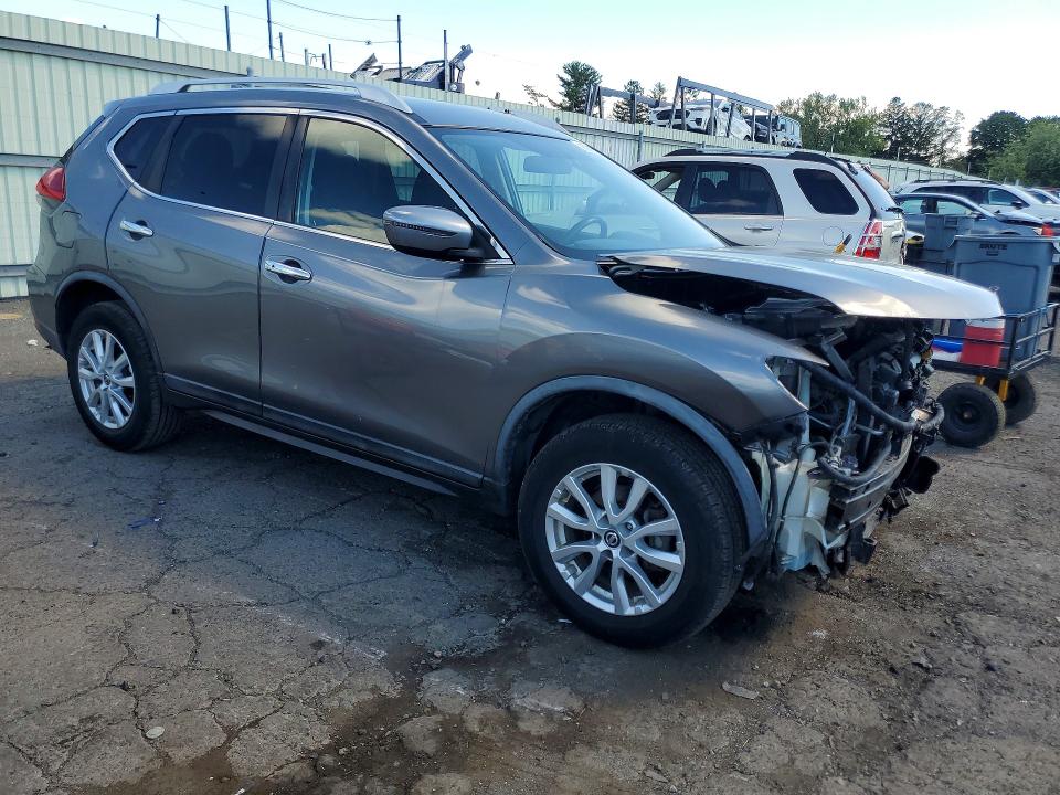 Продаж на аукціоні авто 2017 Nissan Rogue, vin: KNMAT2MV2HP614578, номер лоту: 69387116