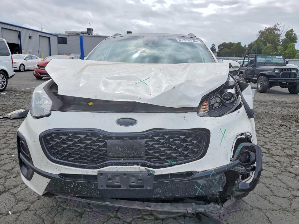 67910736 :رقم المزاد ، KNDP6CAC2N7020658 vin ، 2022 Kia Sportage مزاد بيع