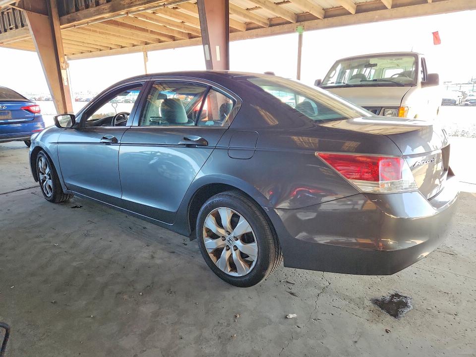 2008 Honda Accord მანქანა იყიდება აუქციონზე, vin: 1HGCP26808A114329, აუქციონის ნომერი: 70879316