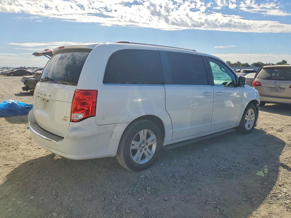 68570926 :رقم المزاد ، 2C4RDGCG2JR240218 vin ، 2018 Dodge Grand Caravan مزاد بيع