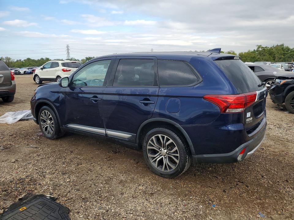70059486 :رقم المزاد ، JA4AZ3A37JZ020709 vin ، 2018 Mitsubishi Outlander مزاد بيع