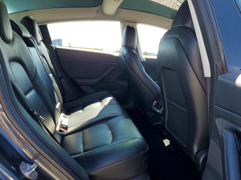 69241336 :رقم المزاد ، 5YJ3E1EB7JF091009 vin ، 2018 Tesla Model 3 مزاد بيع