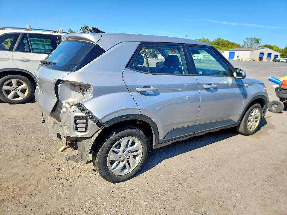 Продажа на аукционе авто 2021 Hyundai Venue, vin: KMHRB8A3XMU067059, номер лота: 69111796