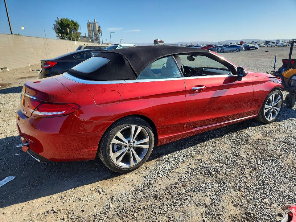 68823716 :رقم المزاد ، WDDWK4KB1JF608544 vin ، 2018 Mercedes-benz C مزاد بيع
