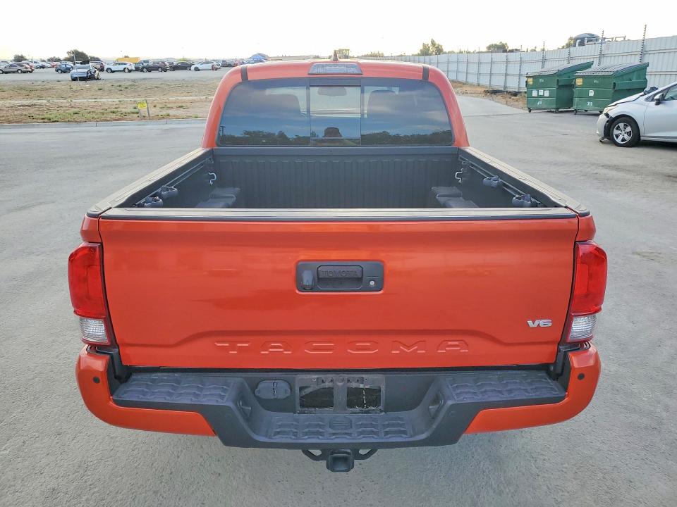 Продаж на аукціоні авто 2017 Toyota Tacoma, vin: 3TMCZ5AN2HM056895, номер лоту: 68935626