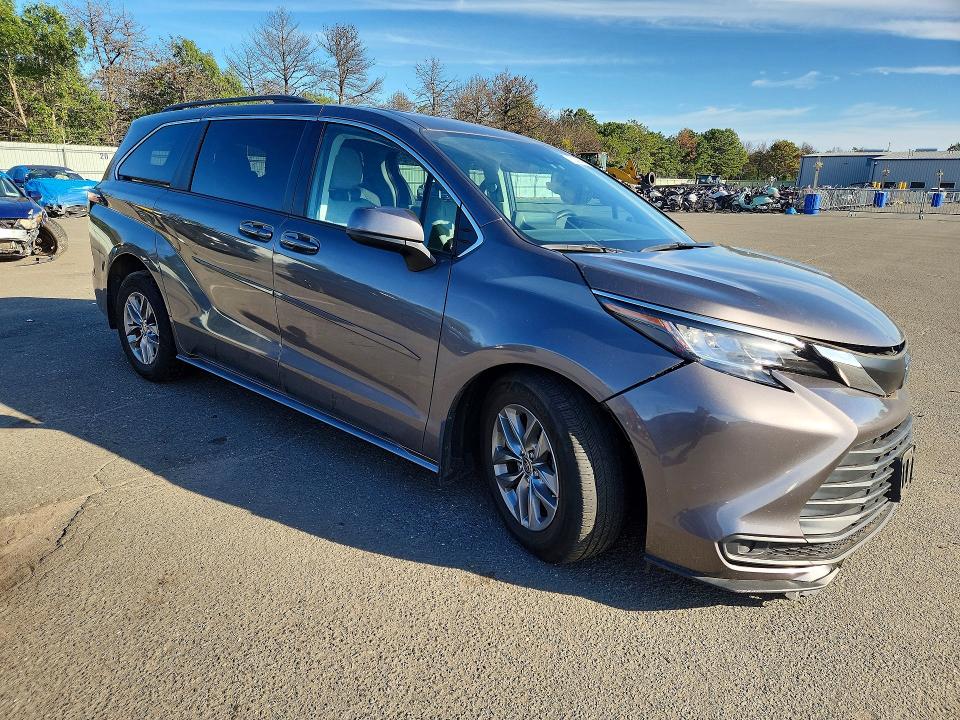 Aukcja sprzedaży 2022 Toyota Sienna, vin: 5TDKRKEC4NS078783, numer aukcji: 70329066